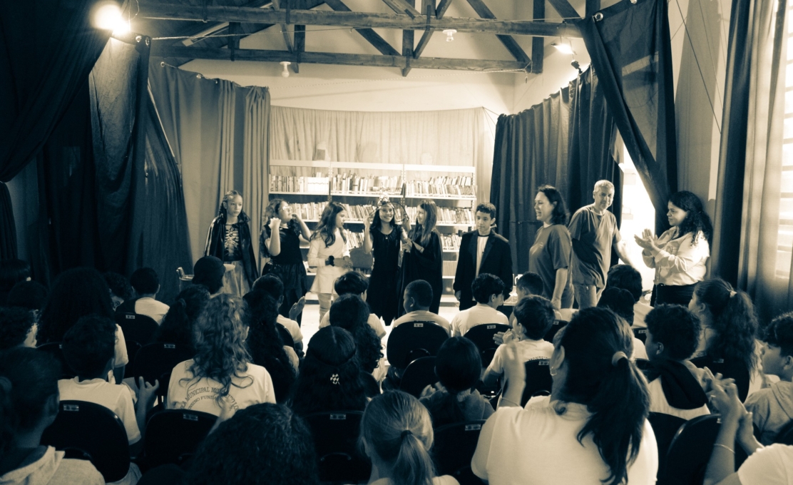 Mostra de Teatro Encanta o Público