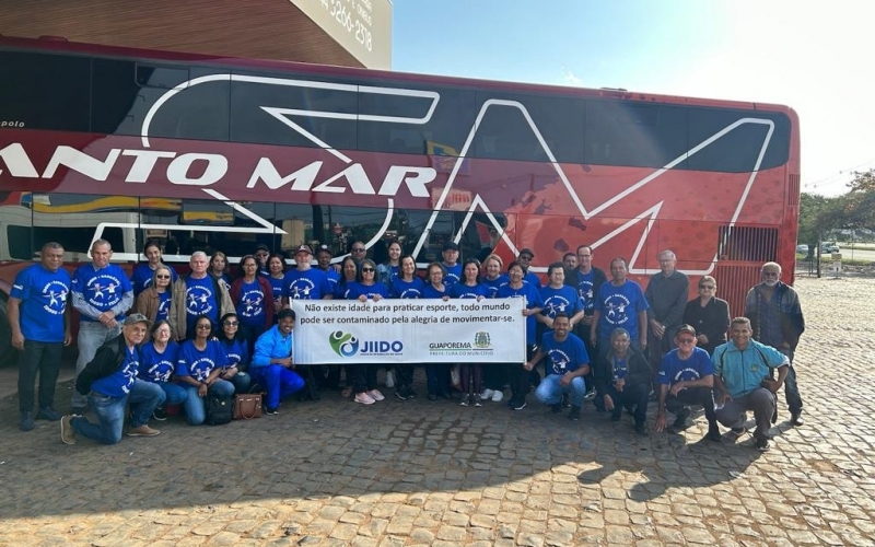 Delegação de Guaporema viaja a Guaratuba para participar dos jogos da Integração do Idoso.