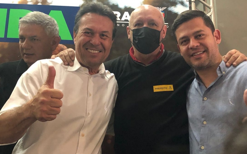 PREFEITO BETO CASTIGLIONI PARTICIPA DE EVENTO ESPORTIVO COM A PRESENÇA DO GOVERNADOR RATINHO JUNIOR